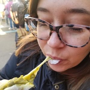 Meet your Posher, Kelly